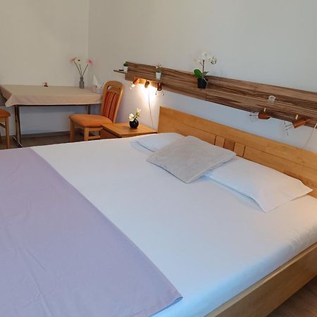 Wien-Vienna Homestay Екстер'єр фото